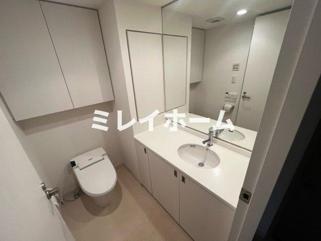萩中イーストの洗面所|同建物内別のお部屋の参考写真になります。