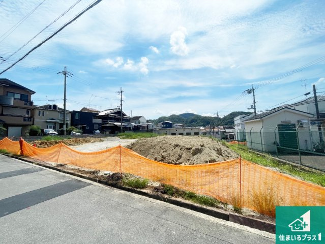 柏原市田辺　売土地の外観|周辺は落ち着いた街並みの住宅地！子育てがしやすい住環境です！現地でしかわからない事もございます。是非一度ご覧ください。