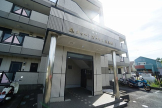 【エントランス】 | クイーンズタウンⅢ番館