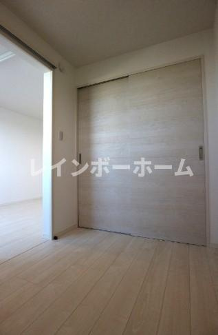 REGALEST La Campanella (レガリスト ラ カンパネラ)の寝室|落ち着いた色調の寝室です