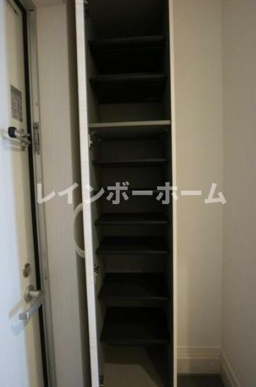 REGALEST La Campanella (レガリスト ラ カンパネラ)の玄関|明るい玄関です