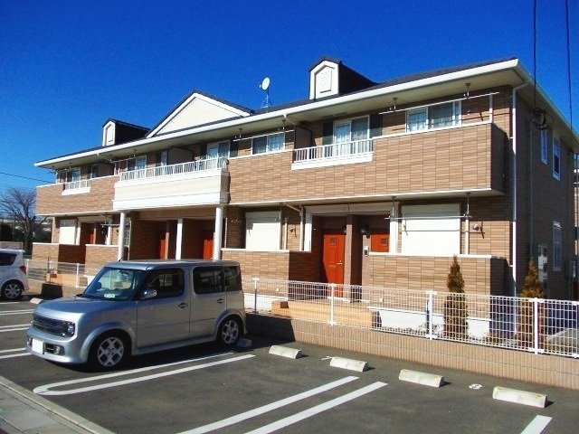車をお持ちの方に嬉しい駐車場付きの物件です