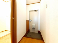シンプルで使いやすい玄関です