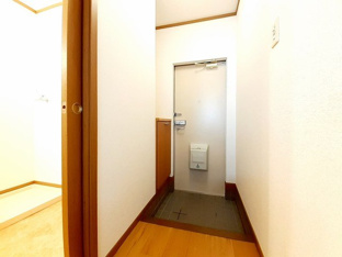 シンプルで使いやすい玄関です