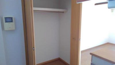 こまごまとしたものを収納できそうですね