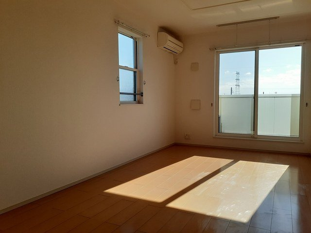 こちらの居間で趣味の時間をお楽しみください