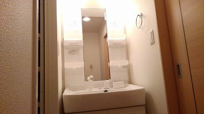 使いやすい洗面所です