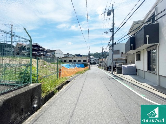 ◆柏原市田辺　売土地の前面道路含む現地写真|周辺は落ち着いた街並みの住宅地！子育てがしやすい住環境です！
