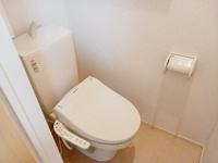 ゆったりとした空間のトイレです