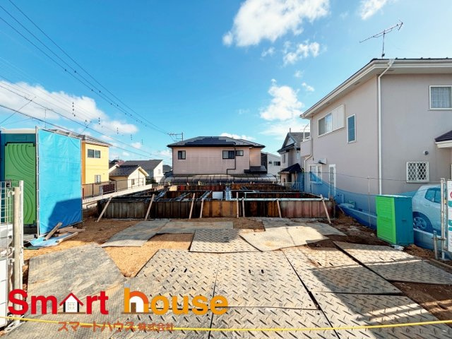 町田市小山町７期１棟の前面道路含む現地写真