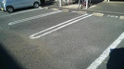 駐車場に車を止められます