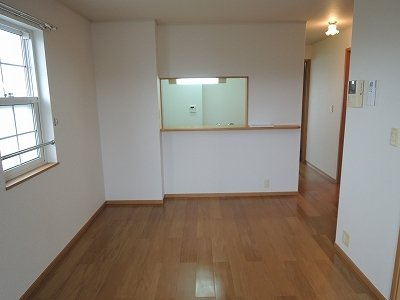 こちらの居間で趣味の時間をお楽しみください