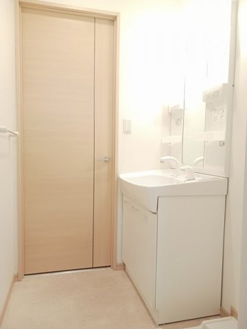 忙しい朝には欠かせない洗面所です