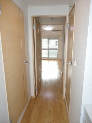 シンプルで使いやすい玄関です