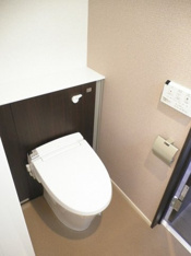 落ち着いたトイレです