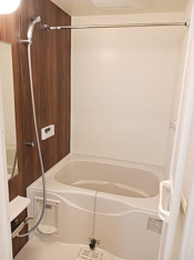 コンパクトで使いやすいお風呂です