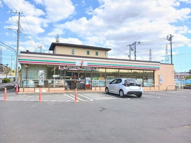 セブン-イレブン 柏高柳駅西店まで300m