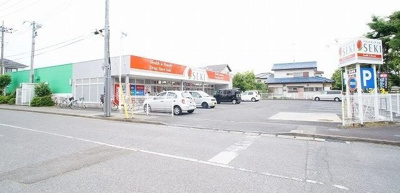 セキ薬局まで3100m