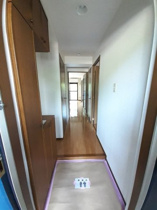 収納もある玄関です