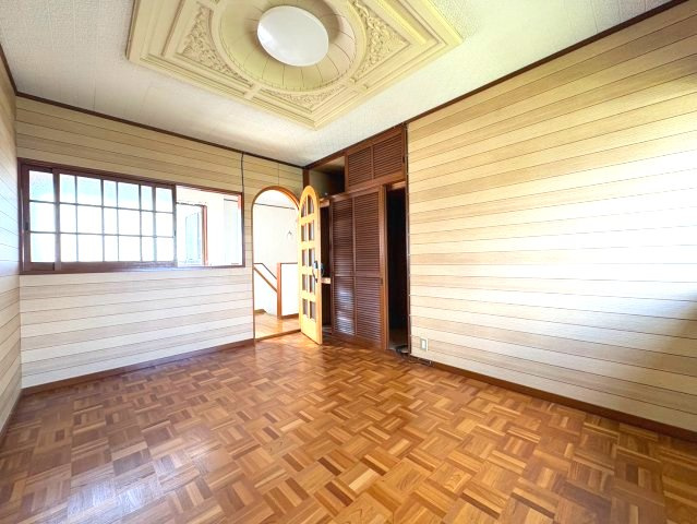 加太2丁目一戸建の洋室