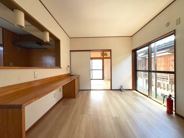 加太2丁目一戸建の居間・リビング