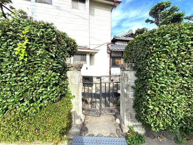 加太2丁目一戸建のエントランス
