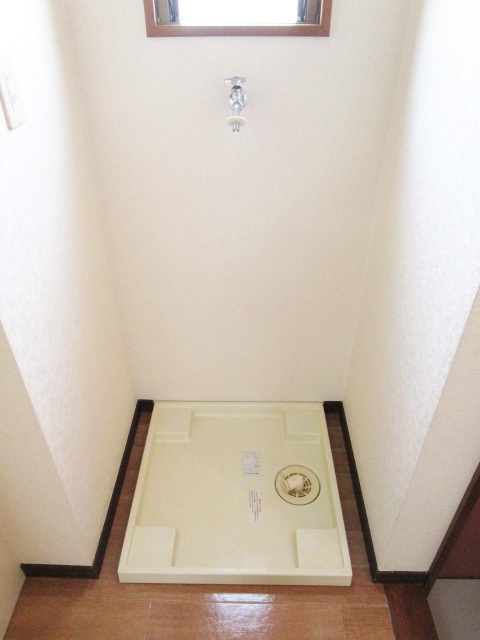 ユアーズ３の設備|室内洗濯機置き場。