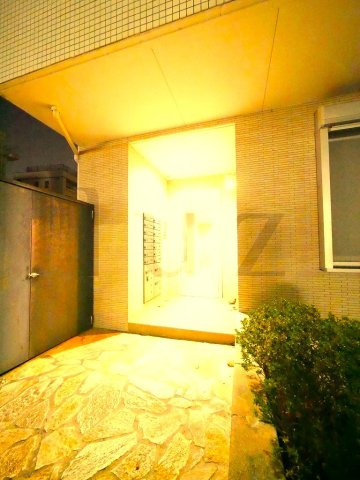 ビーカーサ天王町のエントランス