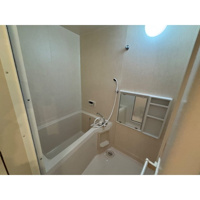 ゆったり過ごせるお風呂です
