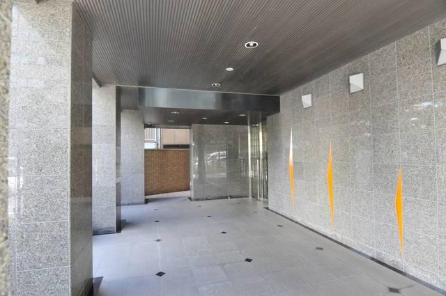 サンアーバン目黒の外観|建物入り口