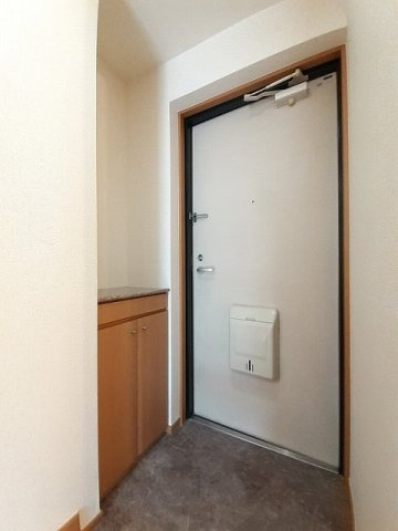 ゆったりとした玄関です