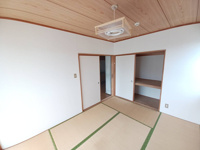 フローリングだけでなく、和室もあります