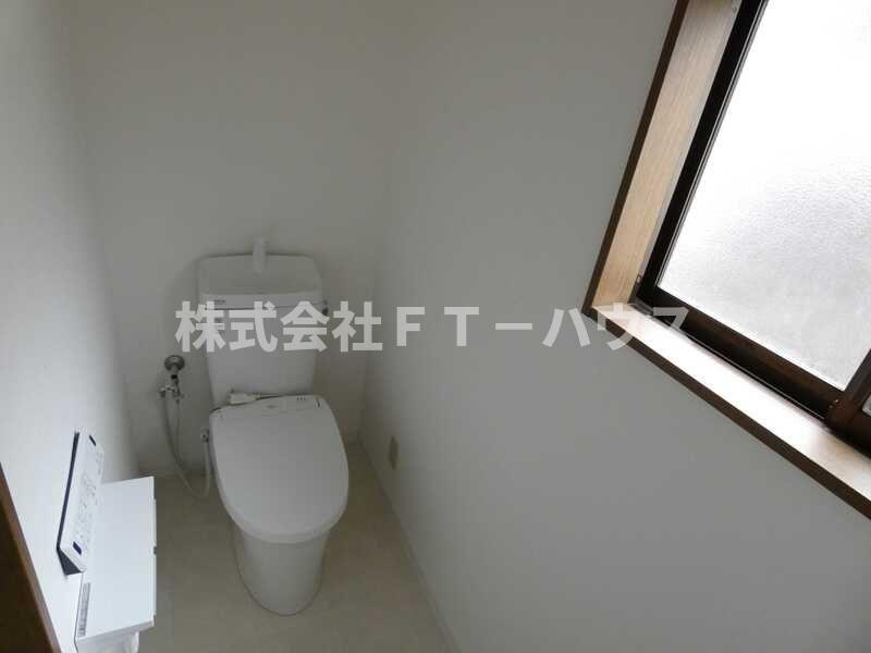 北国分一丁目貸家のトイレ