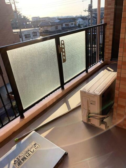 ロイヤルマンション四街道のバルコニー|開放的で明るい空間を演出してくれるバルコニーです