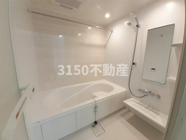 ネオ岐南Ｂの浴室|落ち着いた空間のお風呂です