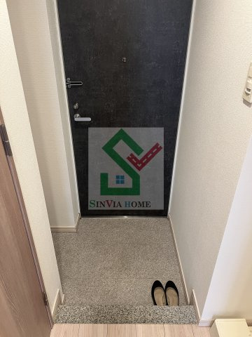 エヌステージ西所沢の玄関