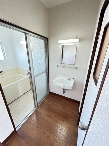 明伸第１ビルの洗面所|※別のお部屋のお写真です※