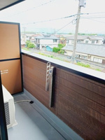 バルコニーからの眺めを楽しみながら食事をしませんか