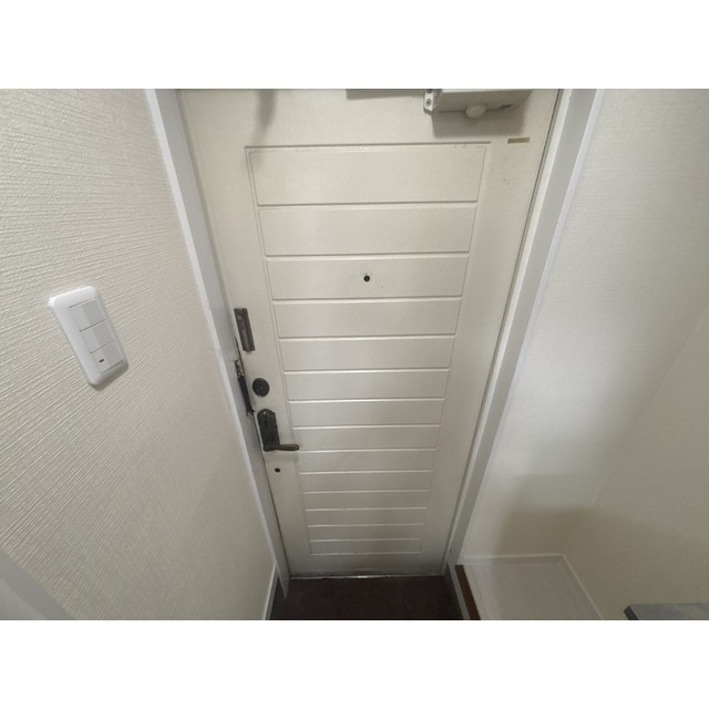 毎日通る玄関はこちらです