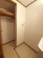 内装は落ち着いています