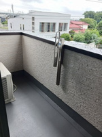 落ち着いた時間を過ごせるバルコニーです