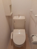 清潔感のあるトイレです