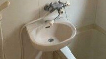 和幸ビルの洗面所
