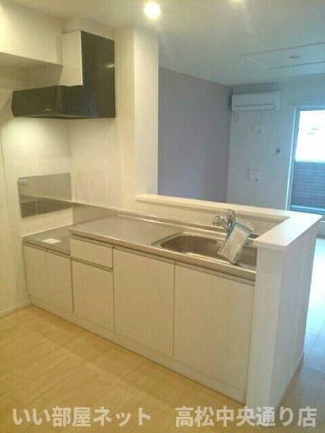 【キッチン】 | ロッソ・カロータＢ