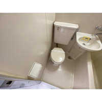 清潔感のあるトイレです