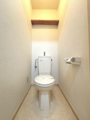落ち着いたトイレです