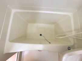落ち着いた空間のお風呂です