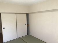 こちらのリビングで趣味の時間をお楽しみください