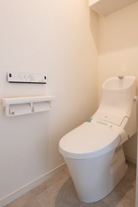 清潔感のあるトイレです