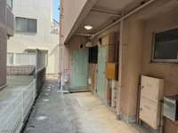 毎日通るエントランスはこのようになっています